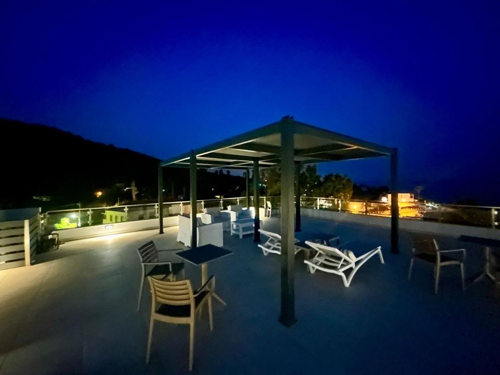 Ocean View Studios And Luxury Rooms Πλωμάρι Εξωτερικό φωτογραφία