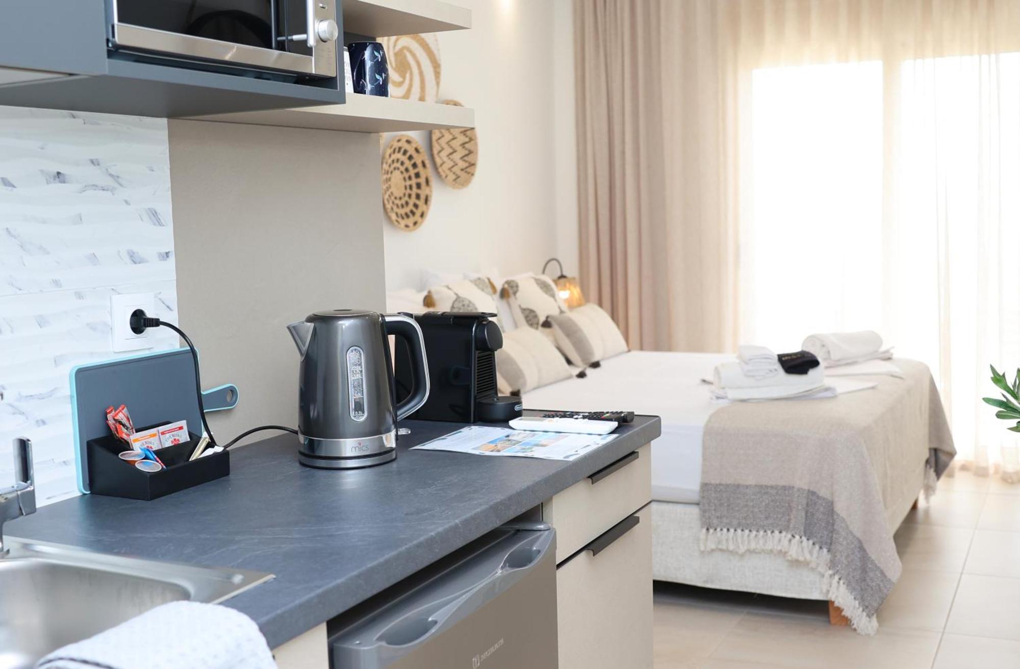 Ocean View Studios And Luxury Rooms Πλωμάρι Εξωτερικό φωτογραφία