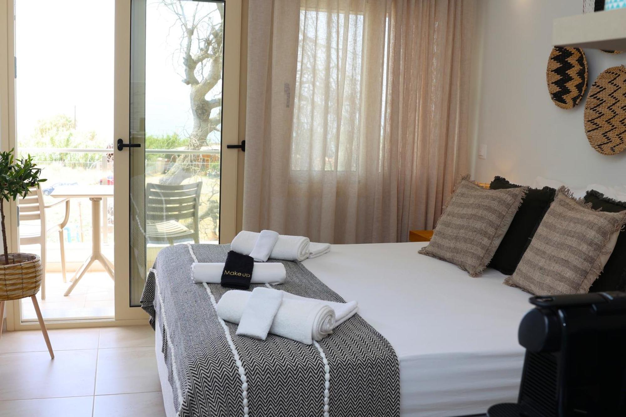 Ocean View Studios And Luxury Rooms Πλωμάρι Εξωτερικό φωτογραφία