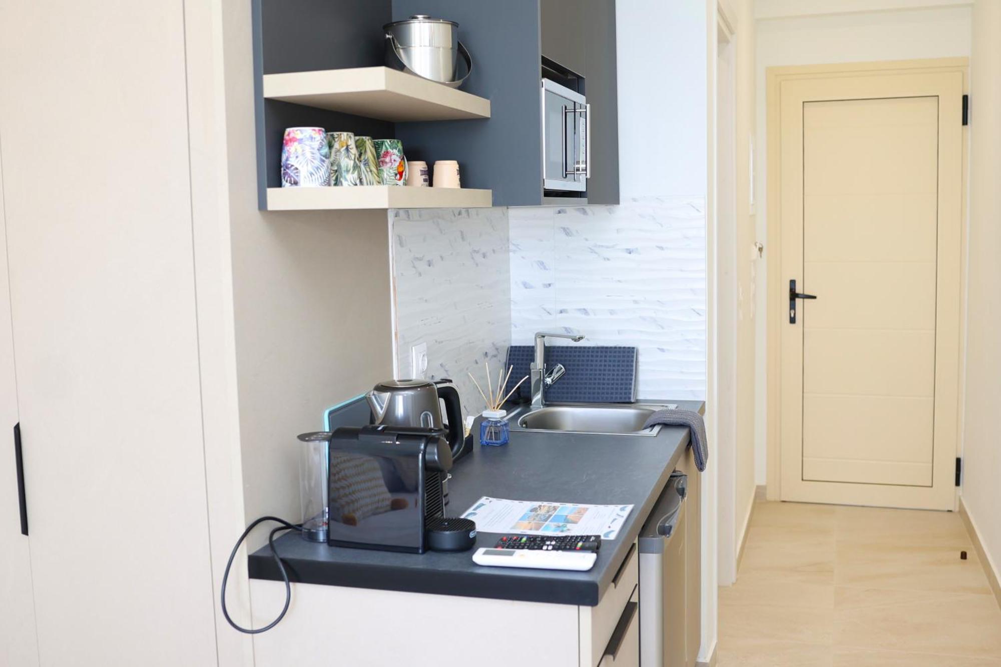 Ocean View Studios And Luxury Rooms Πλωμάρι Εξωτερικό φωτογραφία