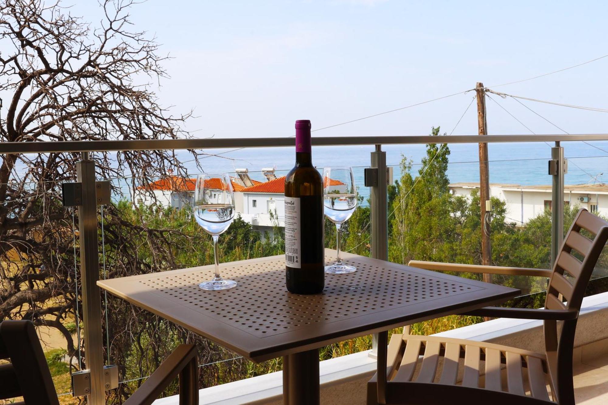 Ocean View Studios And Luxury Rooms Πλωμάρι Εξωτερικό φωτογραφία
