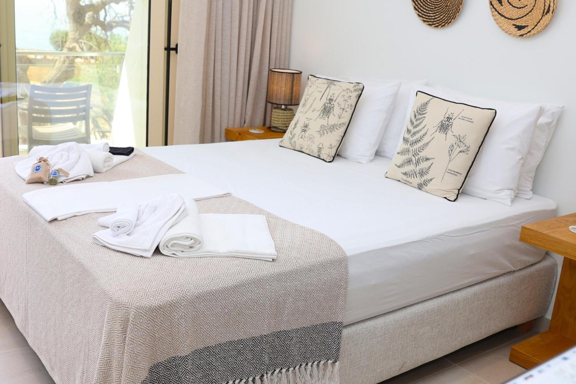 Ocean View Studios And Luxury Rooms Πλωμάρι Εξωτερικό φωτογραφία